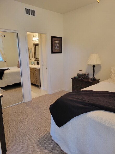 Building Photo - 6900 E Princess Dr