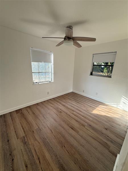 Building Photo - 3000 NW 69th Ct