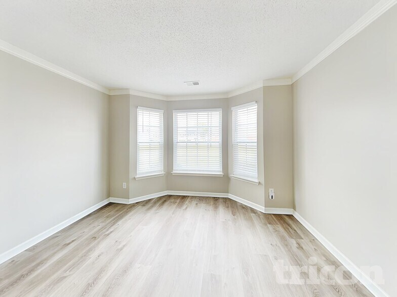 Building Photo - 135 Belmont Terrace