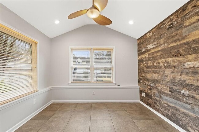 Building Photo - 1486 Briaroaks Trail NE