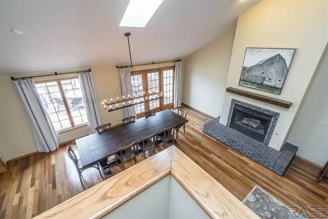 Building Photo - 4404 S Yellowstone Ln