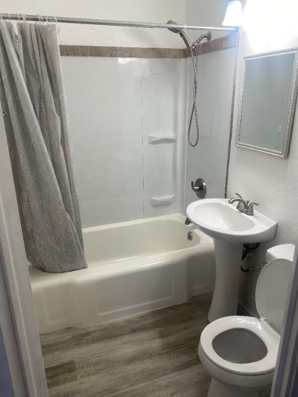 Building Photo - 6606 NW 33rd St