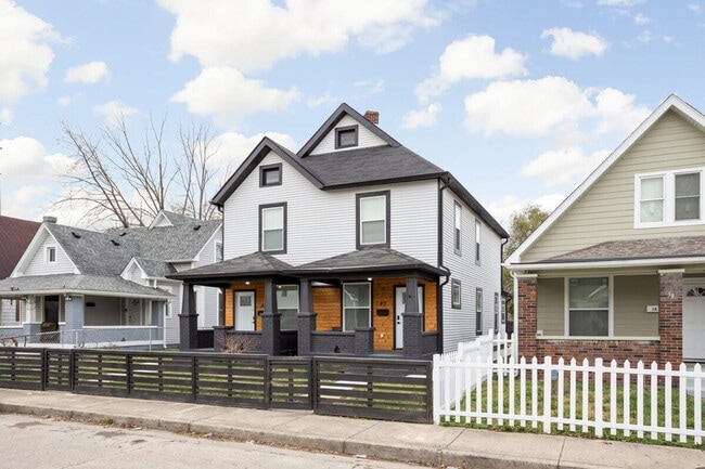 Building Photo - 42 S Holmes Ave