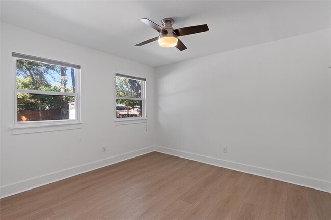 Building Photo - 4807 Aberdeen Dr