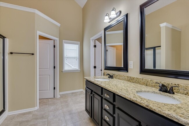 Building Photo - 4 Bedroom 2.5 Bath in Crawford Creek