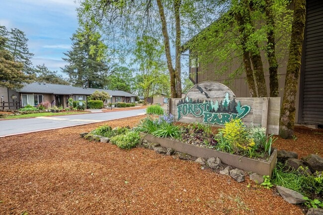 Building Photo - Forest Park Apartments