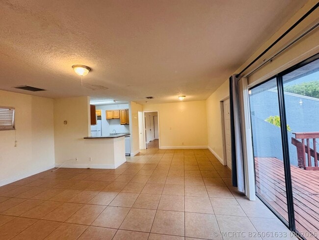 Building Photo - 7 Crossings Cir