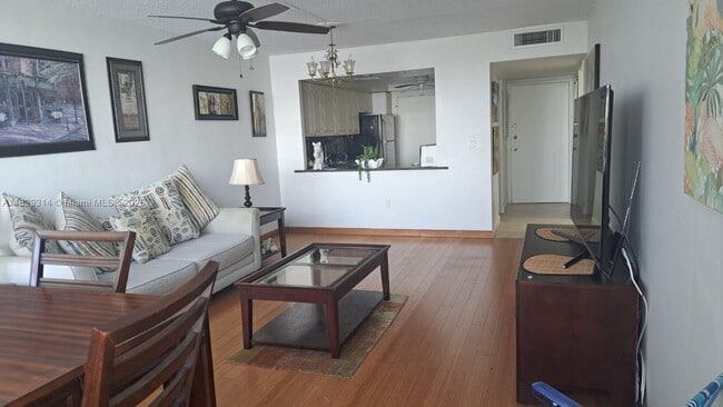 Primary Photo - 1301 NE Miami Gardens Dr