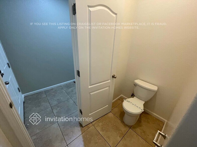 Building Photo - 8898 Great Rock Cir