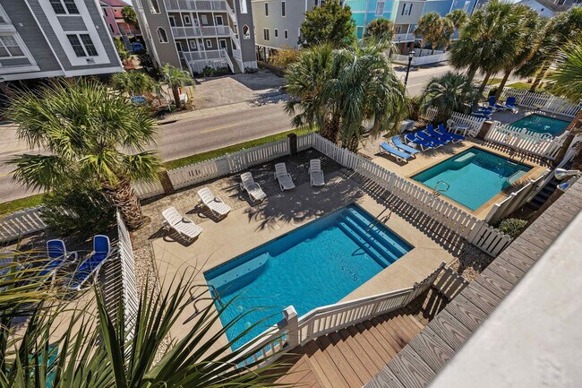 Building Photo - 113A S Yaupon Dr