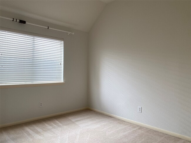 Building Photo - 22502 Bristolwood Ct