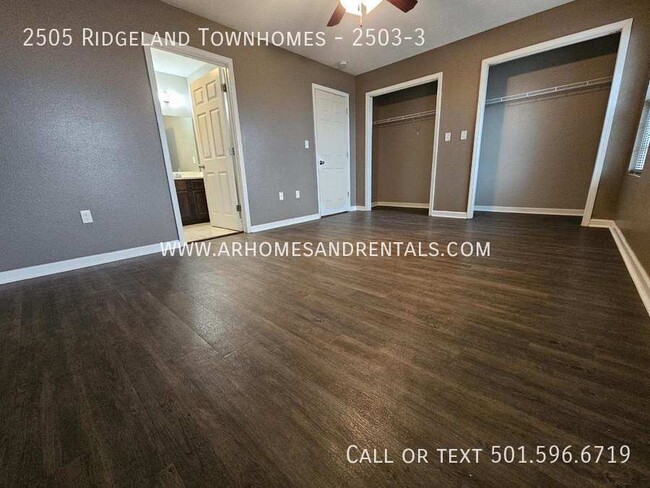 Building Photo - 2505 Ridgeland Townhomes - 2503-3 | $695 |...