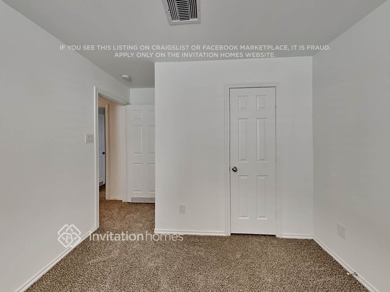 Building Photo - 18719 Charter Elm Dr
