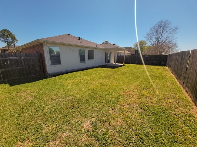 Building Photo - 3408 Wheatstalk Ln