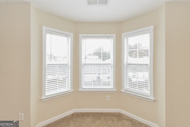 Building Photo - 254 Highland Falls Blvd