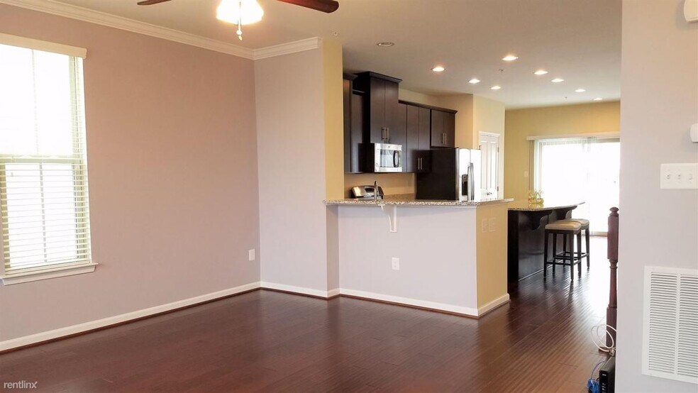 Building Photo - 9123 Landon House Ln