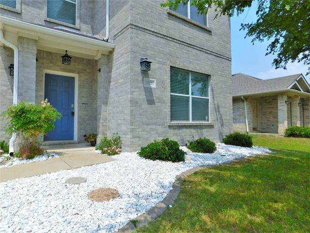 Building Photo - 1107 Mockingbird Dr