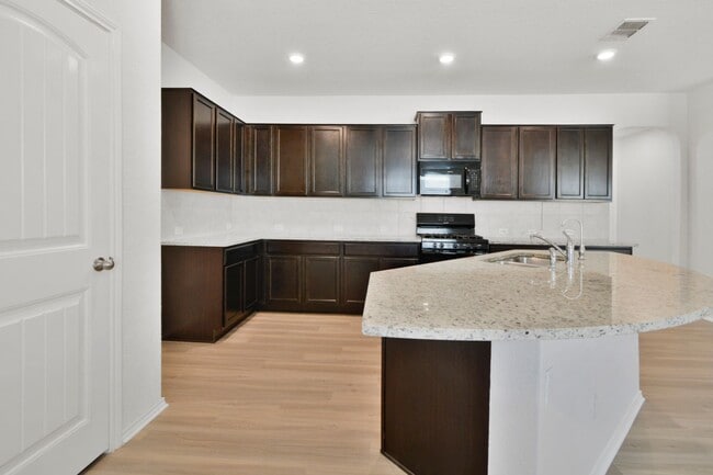 Building Photo - 29604 Copper Crossing