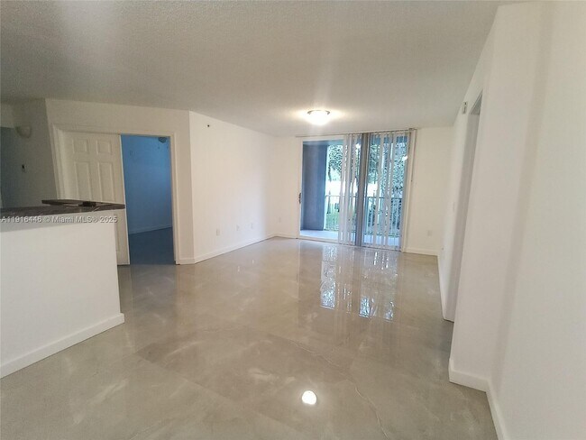 Building Photo - 777 SW 111th Way