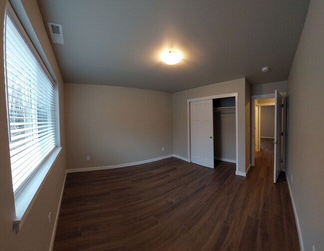 Building Photo - Beautiful Three Bedroom In Ferndale