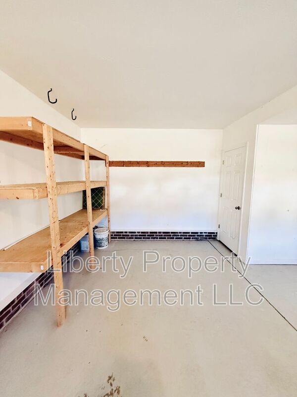 Building Photo - 48 Commonwealth Ct