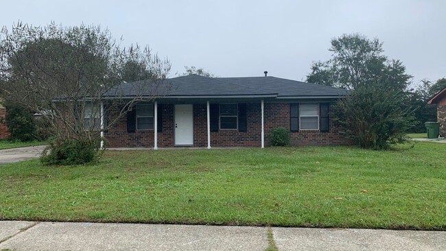 Primary Photo - Beautiful 3bd/2ba home ready to rent