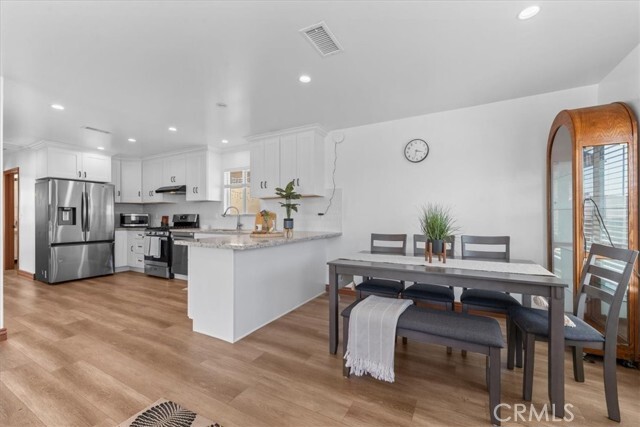 Building Photo - 707 N Park Ave