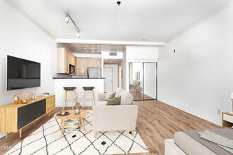 Building Photo - 300 N El Molino Ave