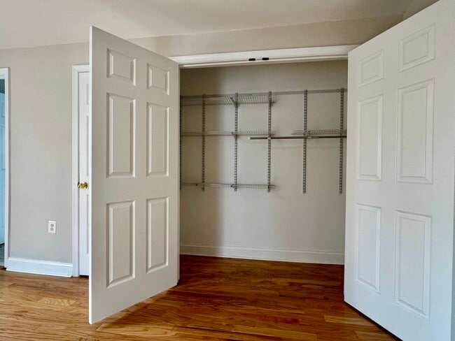 Building Photo - 625 Goldsborough St