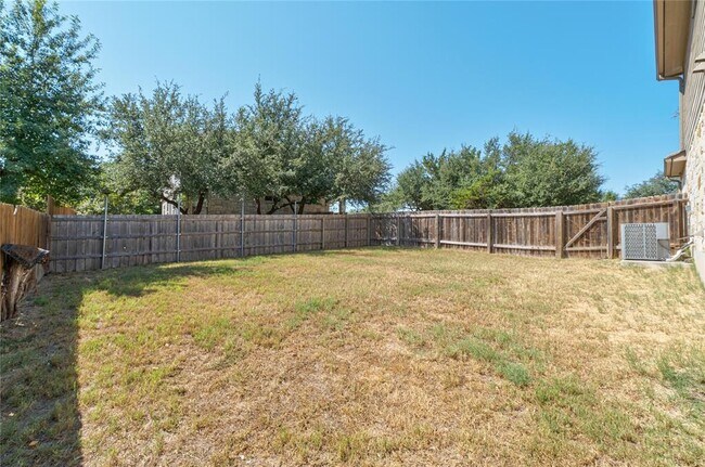 Building Photo - 17716 Linkhill Dr