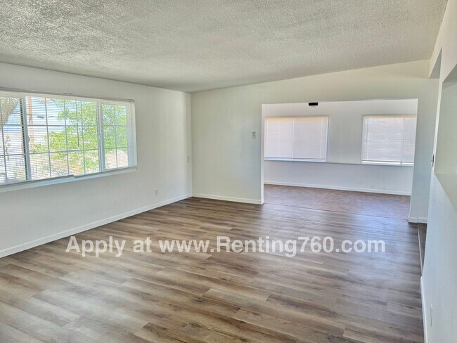 Building Photo - Updated 3 Bed 2 Bath Home Near Downtown Jo...