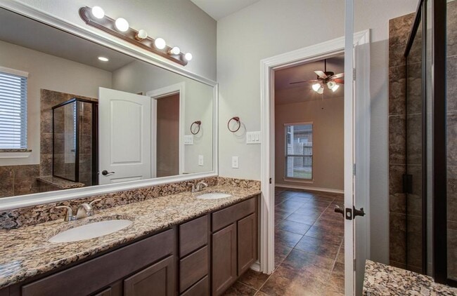 Building Photo - 3511 Christopher Dr