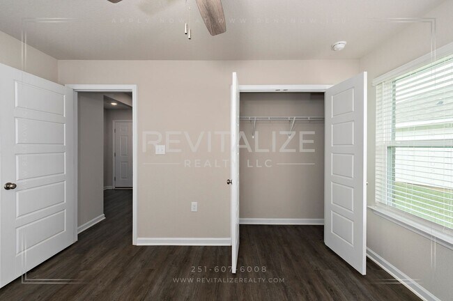 Building Photo - 8072 Irwin Loop