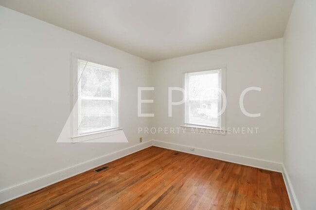 Building Photo - 919 Bellvue St