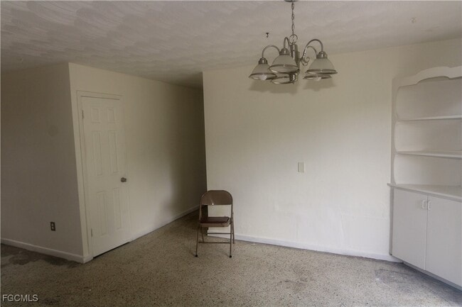 Building Photo - 382 Ottumwa Ave