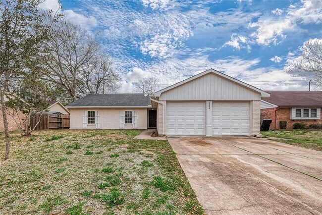 Primary Photo - 1615 Millbury Dr