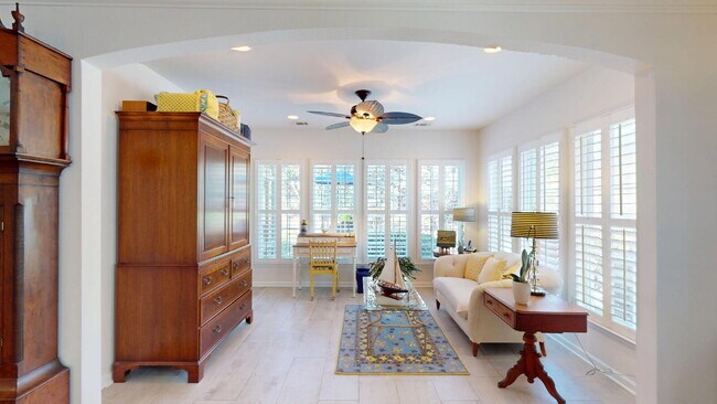 Building Photo - Charming Sun City Retreat, Availale Now for Rent