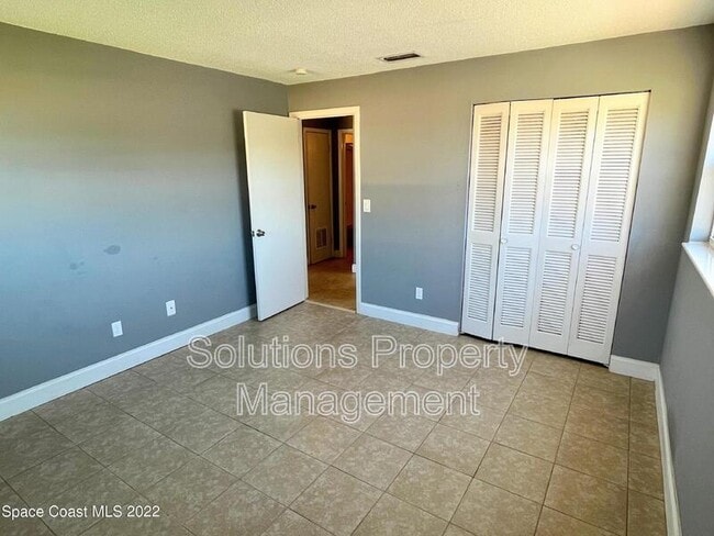 Building Photo - 95 Lucas Rd