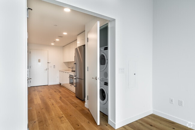 Studio - 410SF - The Artisan