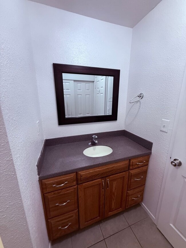 Building Photo - Available Soon! WITH HVAC