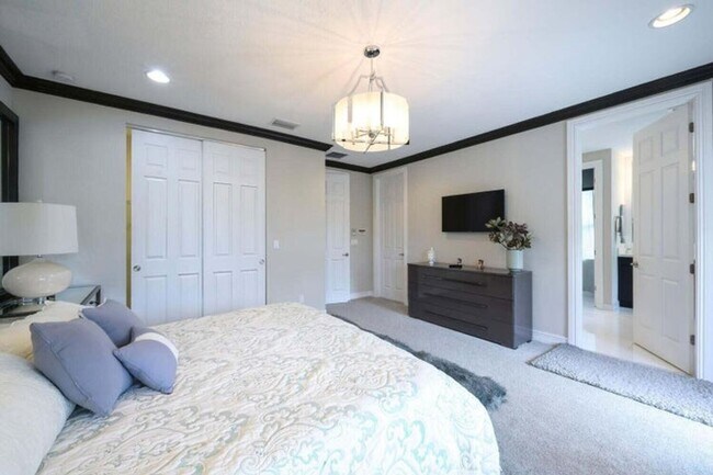 Building Photo - 1932 Juno Landing Ln