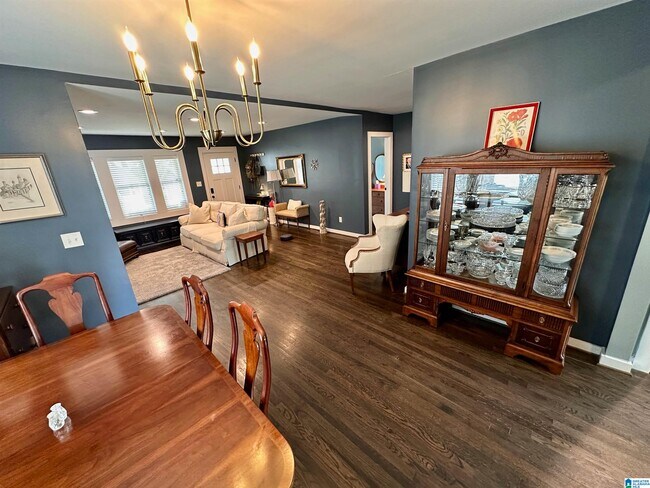 Building Photo - 5405 5th Ct S