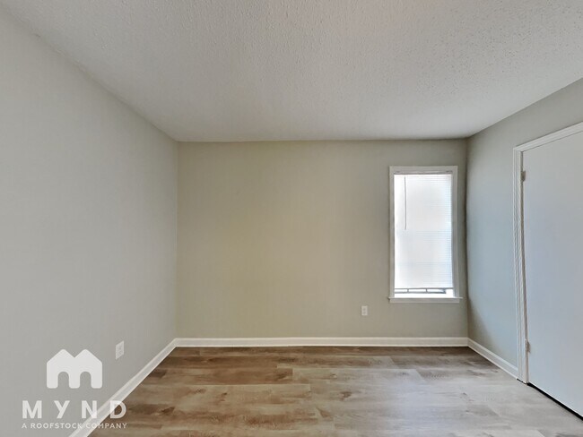 Building Photo - 7301 Hollorn Ln