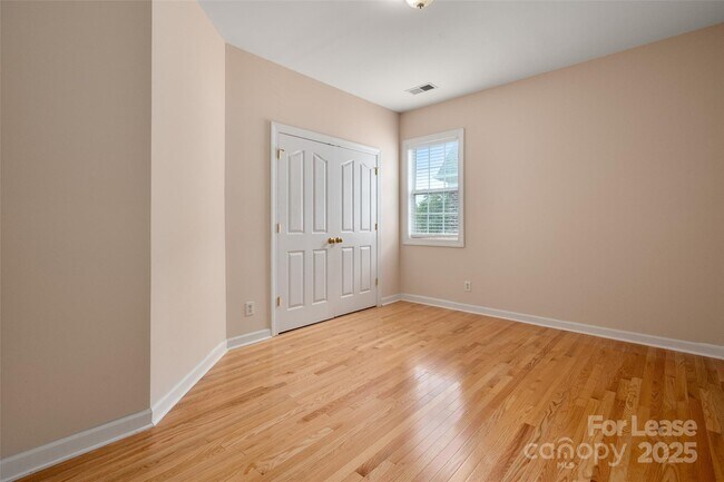 Building Photo - 11520 McGinns Trace Ct