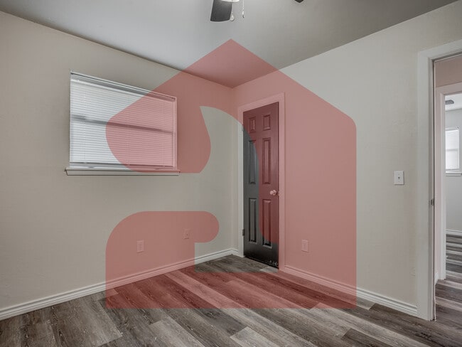 Building Photo - 231 NW 81st St