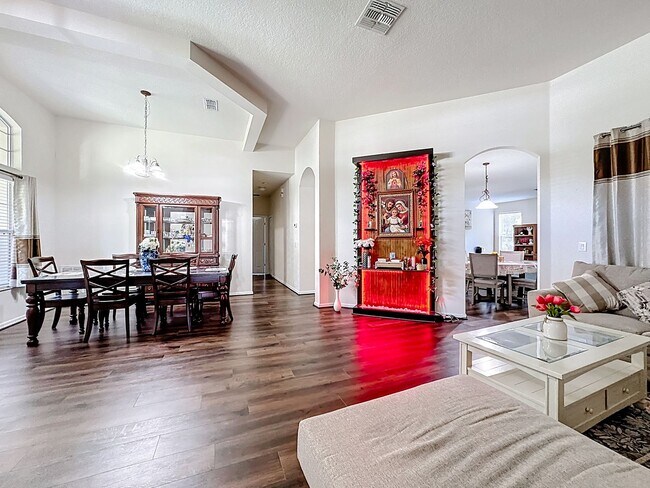 Building Photo - A home built for living well: 4Bedrooms/3Baths sophisticated home in Fells Cove!