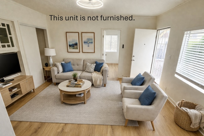 Building Photo - 465 1/2 N Boylston St