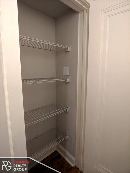 Building Photo - 2315 N Rockwell St