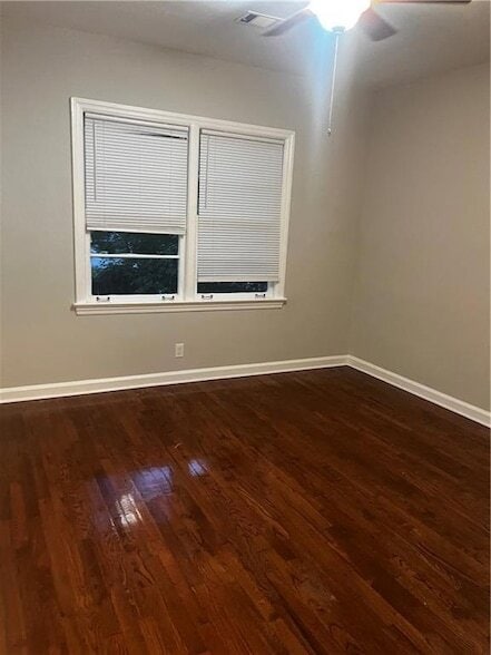 Building Photo - 1840 Camellia Dr