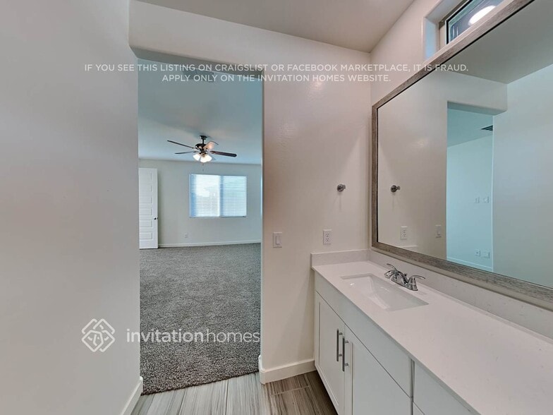 Building Photo - 9613 W Getty Dr